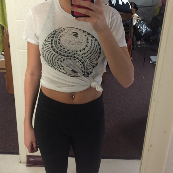 Billabong tshirt medium - Picture 2 of 2