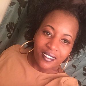 Meet your Posher, Briette