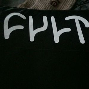 Meet your Posher, Emanuel