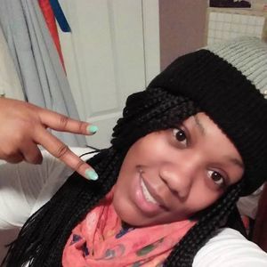 Meet your Posher, Sheena