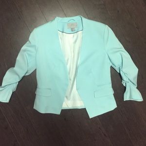 Fitted colored blazer