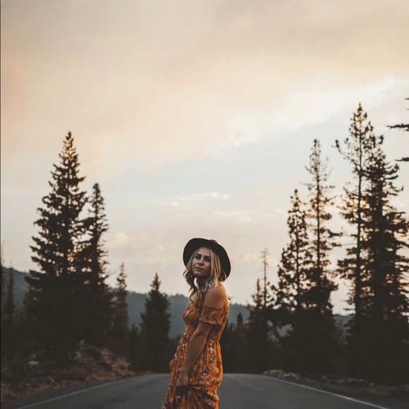 Meet your Posher, Rachael - Picture 2 of 6