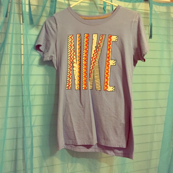Tribal NIKE tee (M)