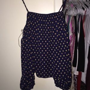 Off the shoulder top with loose sleeves synched