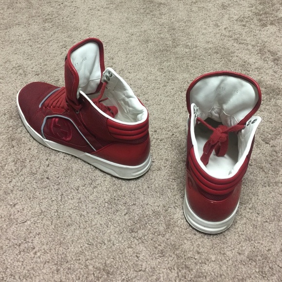 SOLD! Mens Gucci Sneakers - Picture 2 of 4