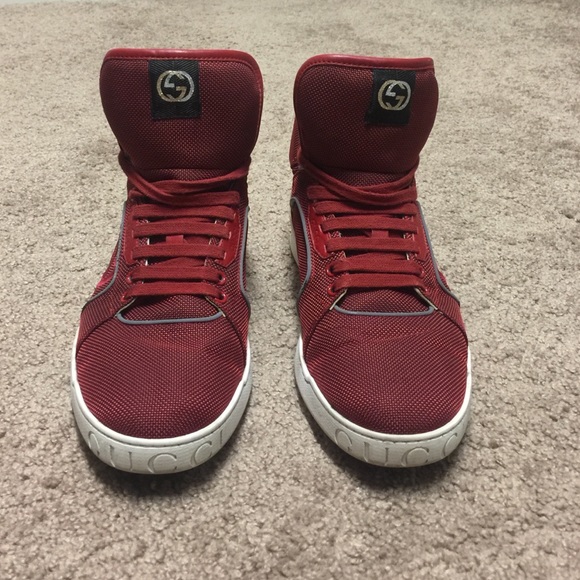 SOLD! Mens Gucci Sneakers - Picture 3 of 4