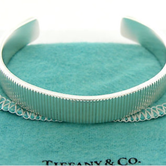 AUTHENTIC TIFFANY & Co. STERLING SILVER BRACELET