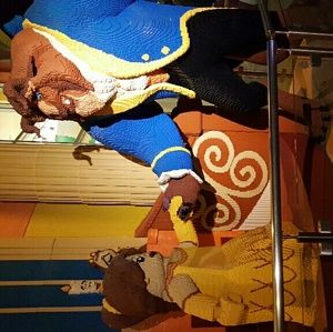 Meet your Posher, Elisa