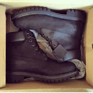Black Timberlands (Price Negotiable)
