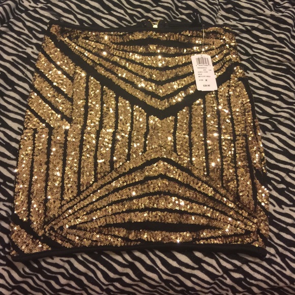 Sequin gold skirt!'