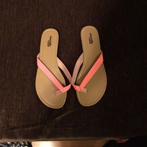 worn once stickers still attatched to bottom size8