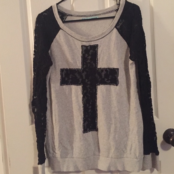Cross sweat shirt