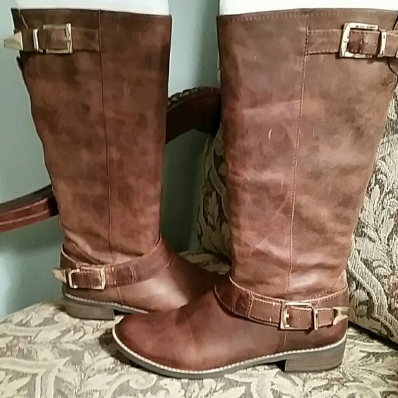 Leather boots