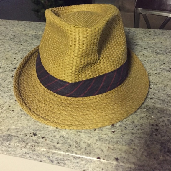 Fedora - Picture 2 of 2