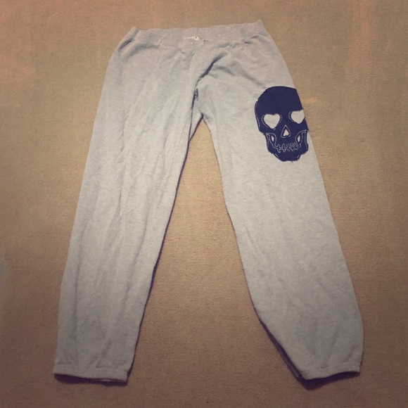 Skull sweats