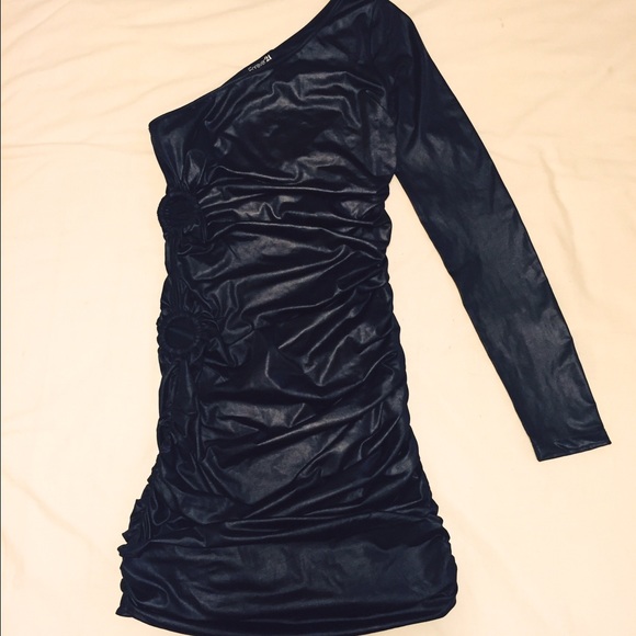 Black metallic one-shoulder long sleeve dress - Picture 1 of 2