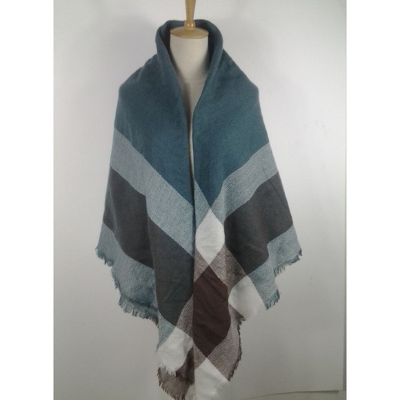 Black Grey Blanket Scarf - Picture 2 of 4