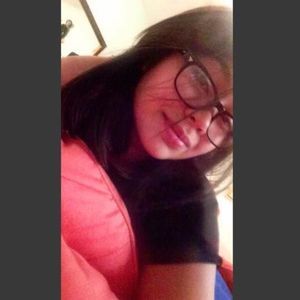 Meet your Posher, Dennise