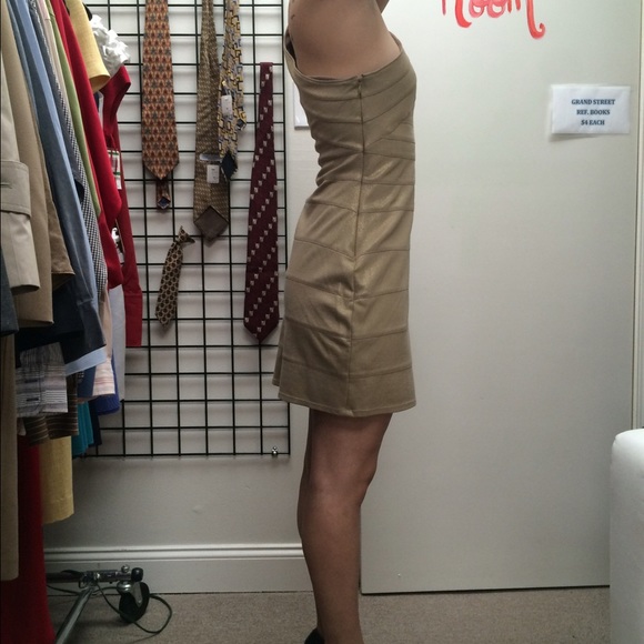 Express Dress - Picture 2 of 4