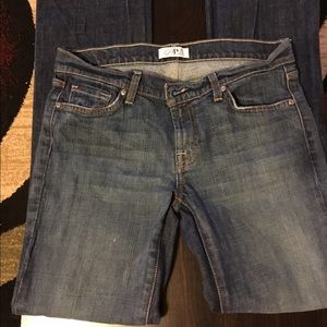 **SOLD IN BUNDLE**Express DPD jeans!