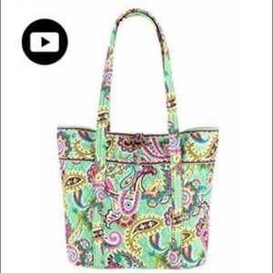 Vera Bradley Vera Tote in Tutti Frutti
