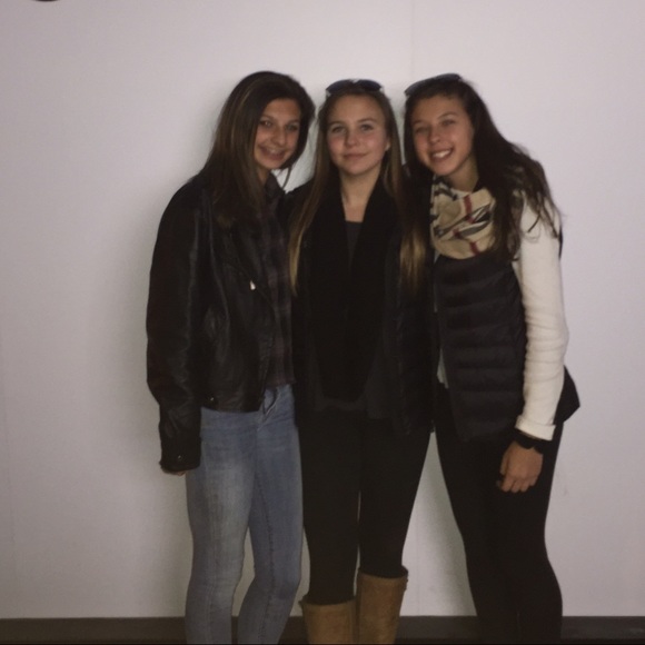 Meet your Posher, Victoria