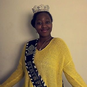 Meet your Posher, Dayo