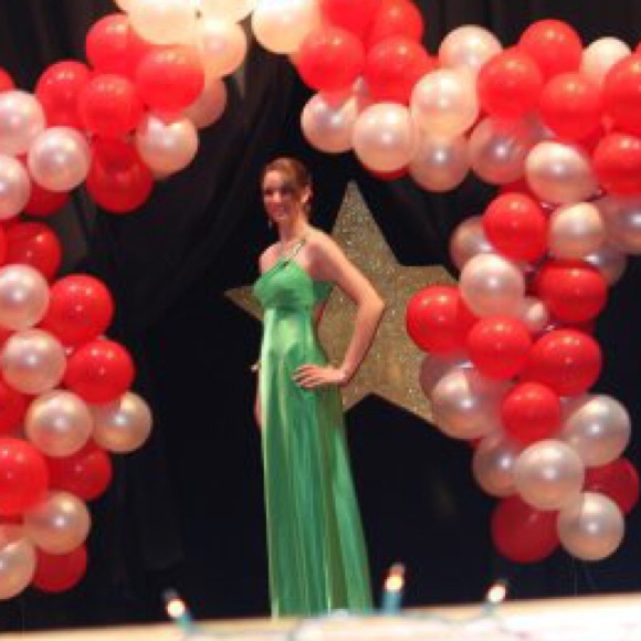 Long formal dress - Picture 4 of 4