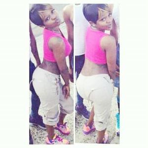 Meet your Posher, Aisha