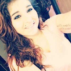 Meet your Posher, Ashily