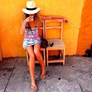 Meet your Posher, Danielle