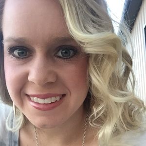 Meet your Posher, Bailey