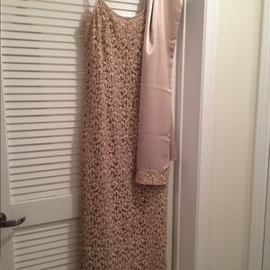 Cream-Gold lace full length evening gown w/ shawl