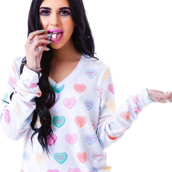Wildfox Sweaters - WILDFOX SZ SMALL SWEET HEARTS BBJ SWEATER NEW