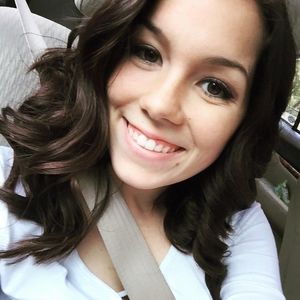 Meet your Posher, Caroline