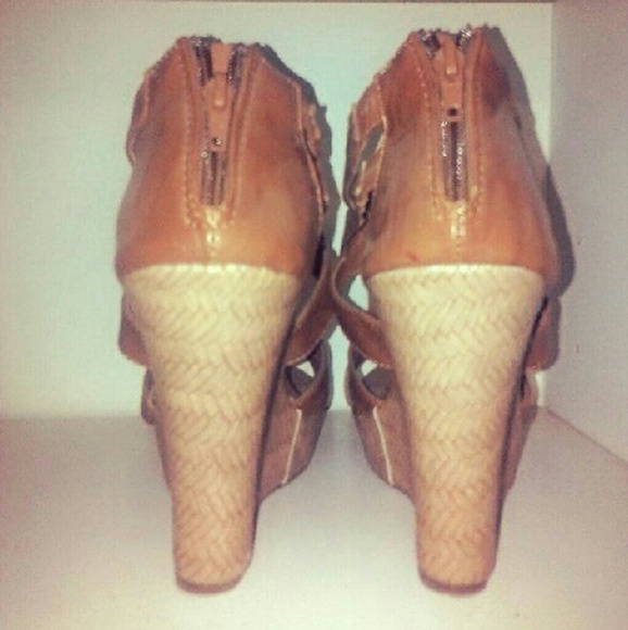heels - Picture 2 of 2