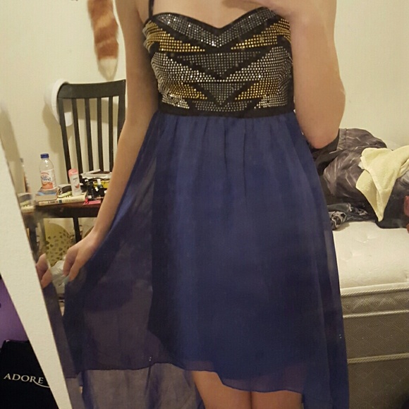 Blue Hi-Low strapless dress