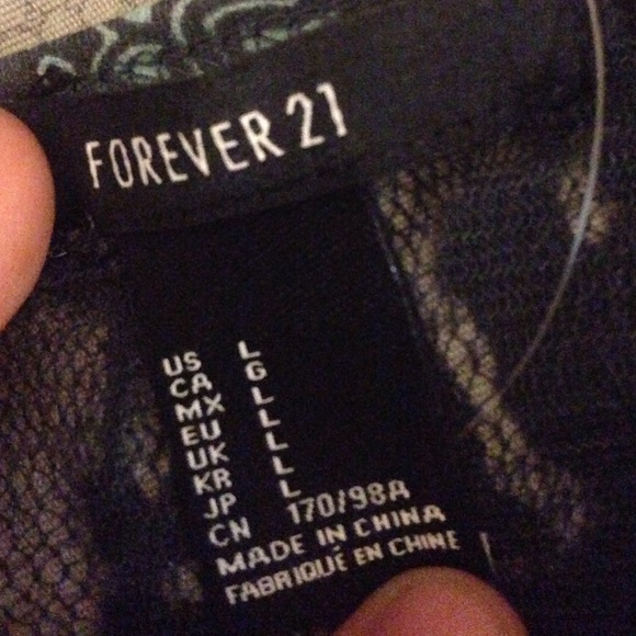 Tribal crop top F21** SOLD** - Picture 2 of 4