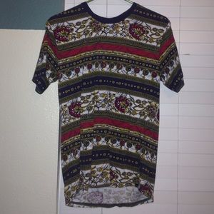 multi color/patterned tee
