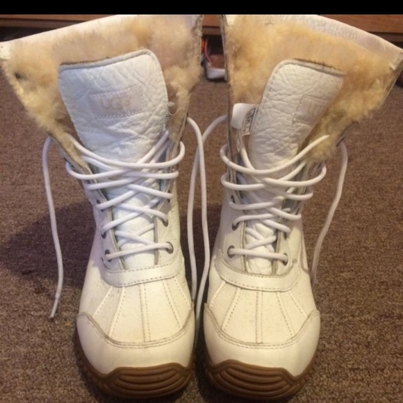 Ugg snow boots