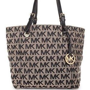 Michael Kors Jet Set Handbag