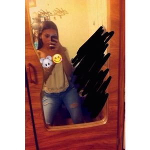 Meet your Posher, Fatima