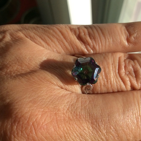 MYSTIC TOPAZ .925 (NWOT)