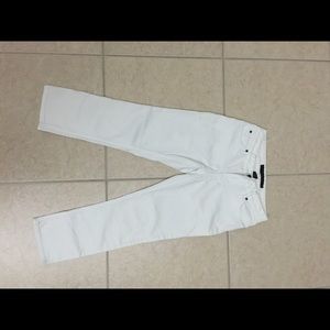 Calvin Klein White Jean Capri