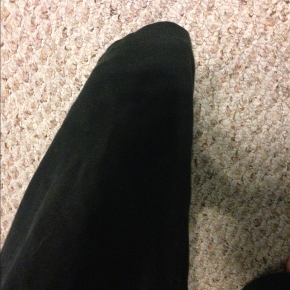 Additional yoga pants picture