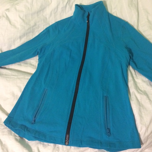 LULULEMON JACKET
