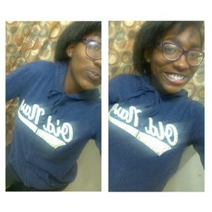 Meet your Posher, Joi