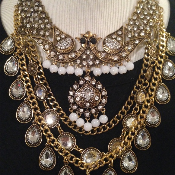 SOLD IN BUNDLE Bird Accent Statement Necklace - Picture 2 of 3