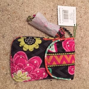 Vera Bradley cell phone cross body