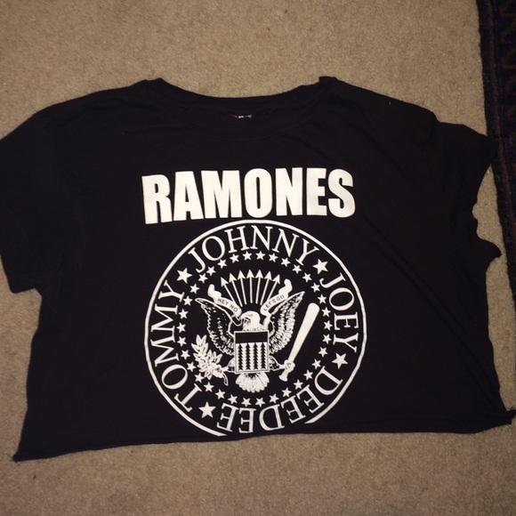 Brandy Melville crop top